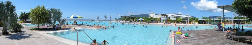 Cairns-pool.jpg