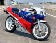 Honda-RC30-Front-Right-Featured-2-1.jpg