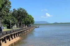 Things to do at Cairns Esplanade, Queensland