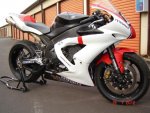 R1 trackbike 006.jpg