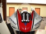 R1 trackbike 001.jpg